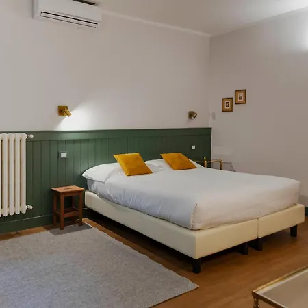 Zanobi 45 3* Florence