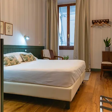 ゲストハウス Zanobi 45 3*