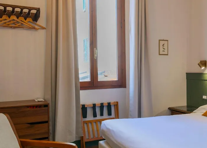 Gasthuis Zanobi 45 Florence