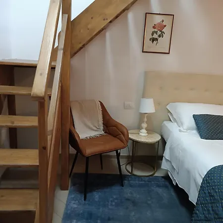 Zanobi 45 Konukevi Floransa