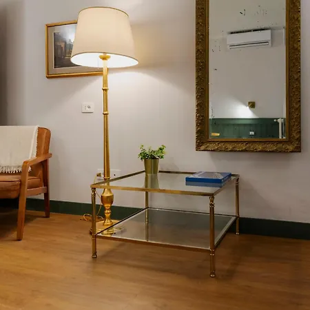 Zanobi 45 Konukevi 3*