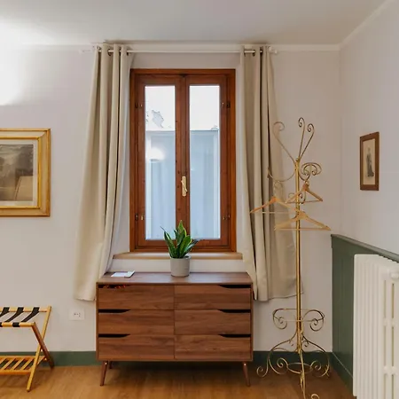 Zanobi 45 Vendégház 4*