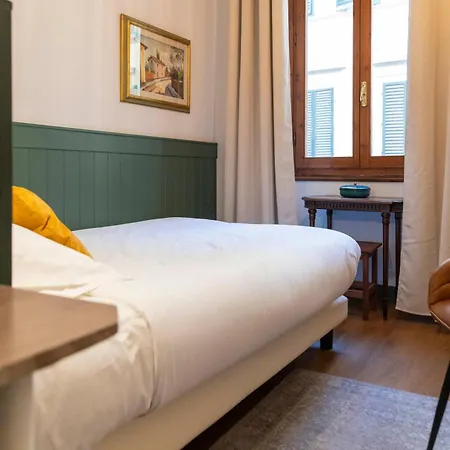 Konukevi Zanobi 45 3*