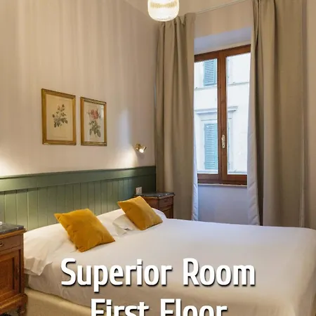 Zanobi 45 Konukevi Floransa