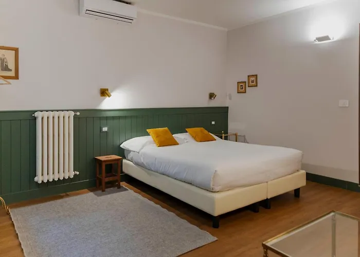 Zanobi 45 3* Florence